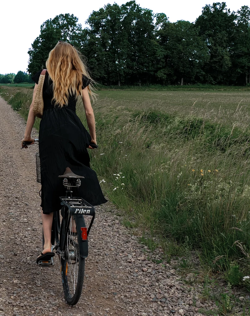 J. Crew Instagram campaign photographed and modelled by Emmy Rappe in Kalmar, Sweden (2025), picture 1 of 5