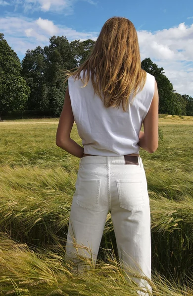 Stylein SS 2021 for Vogue.com, photographed and modelled by Emmy Rappe in Kalmar, Sweden, picture 9 of 12